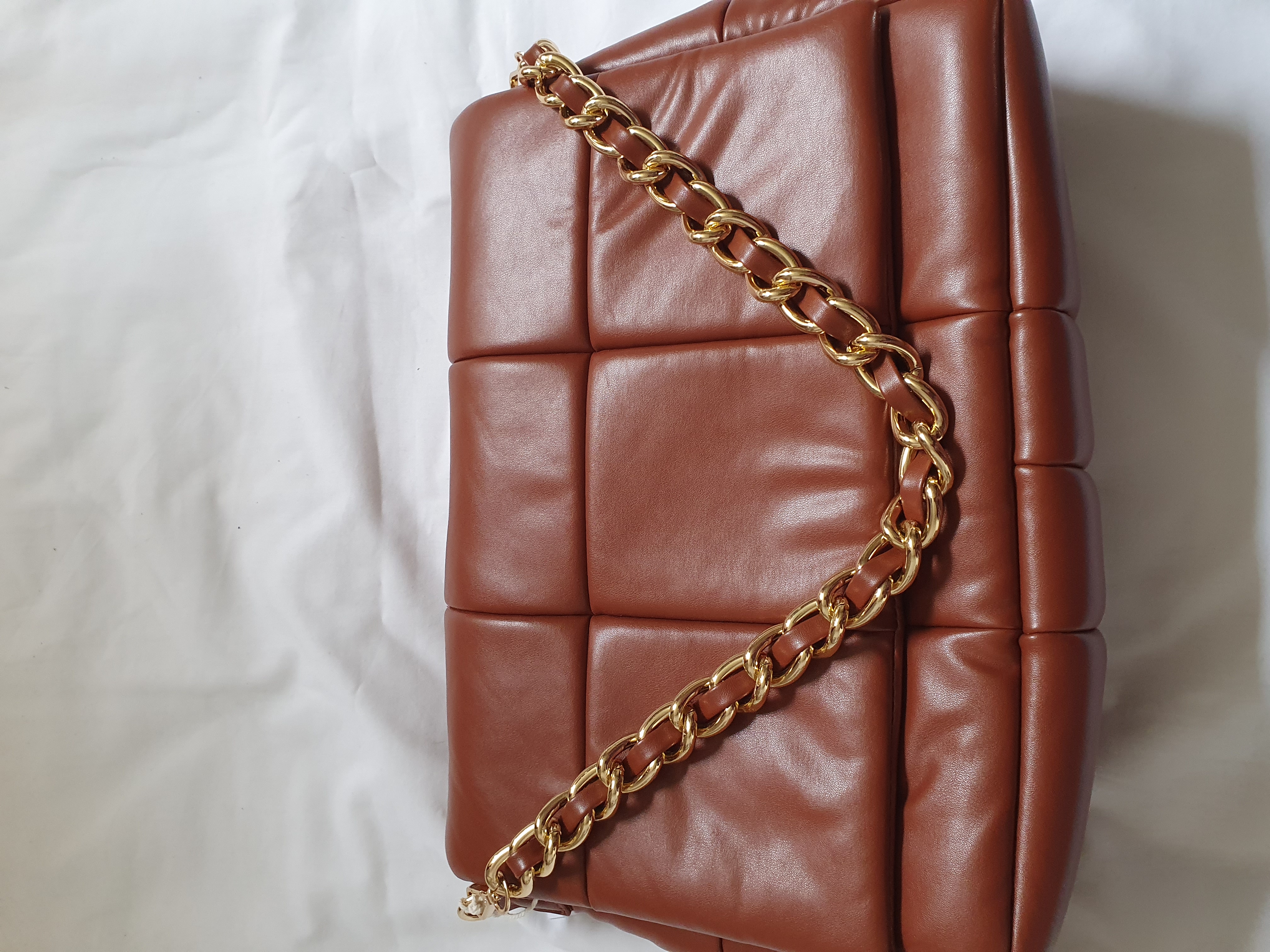 Tan Thick Chain Bag 